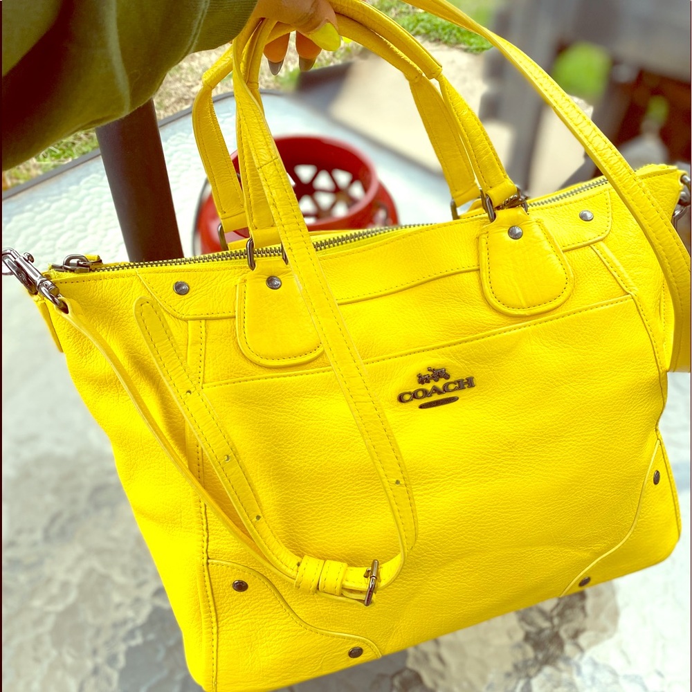 Coach Mickie Satchel